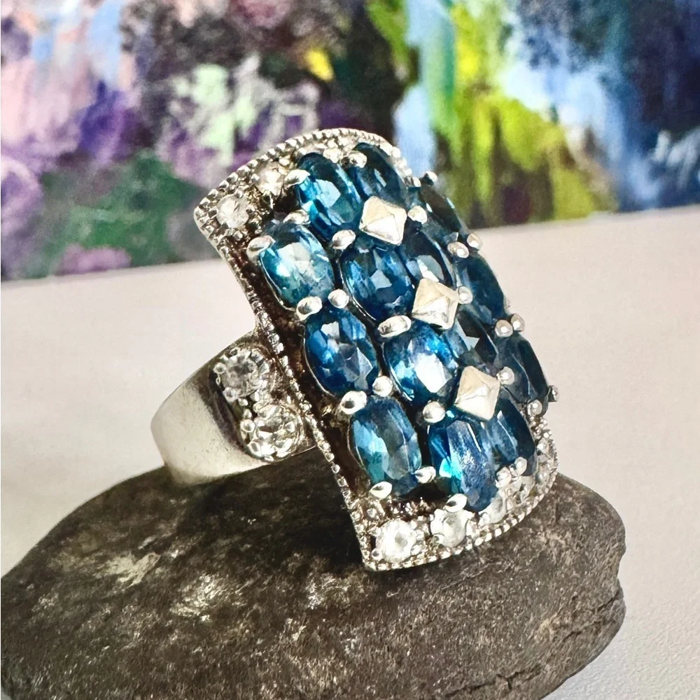 Swiss Blue Topaz / White Topaz Sterling Silver Ring (6.5)